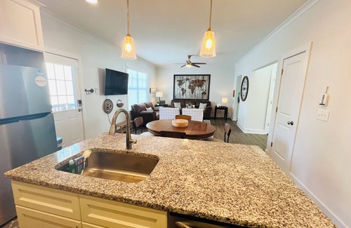 Waxhaw Casa | Downtown Villa - steps from the heart of Waxhaw