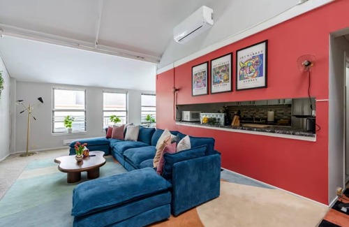 The Loop Condominio | Downtown Vintage Group Lofts - Sleep 25