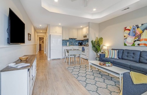 Lewes Condominio | Downtown * Walk to the Beach * Free Bikes