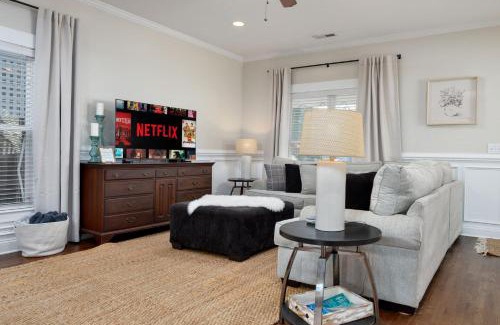 Wilmington Casa | Downtown Wilmington Home ~ Pet Friendly