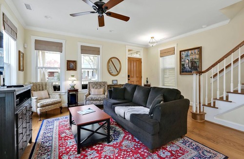 Wilmington Historic District Casa | Downtown Wilmington home in the Historic District, near to Cape Fear River Walk