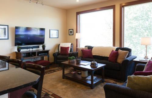 Hood River Casa | Downwinder