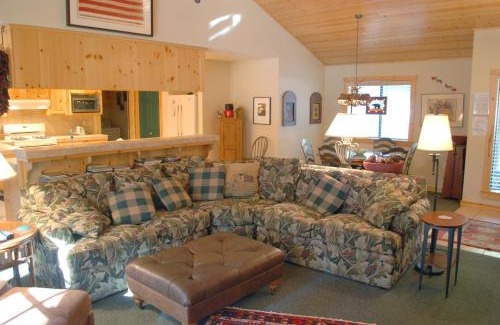 North Wawona Casa | Doyle's Mountain