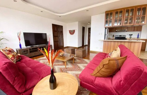 Zona 15 Apartamento | DP4 Spacious apartment, great views of the city