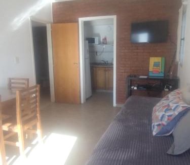 Bahia Blanca Apartamento | Dpto Zapiola - 2 Ambientes 3er piso por escalera