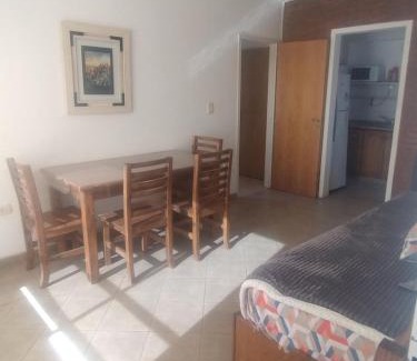 Bahia Blanca Apartamento | Dpto Zapiola - 2 Ambientes 3er piso por escalera