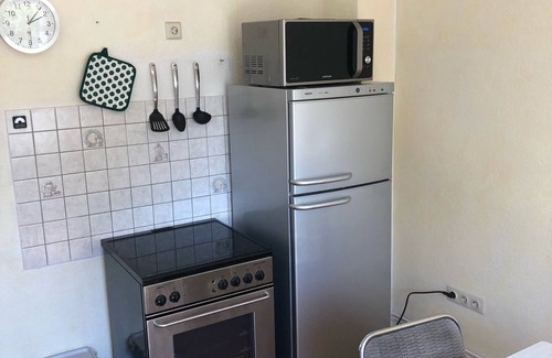 Königswinter Apartamento | Castillo de Drachenburg y Drachenfels a poca distancia