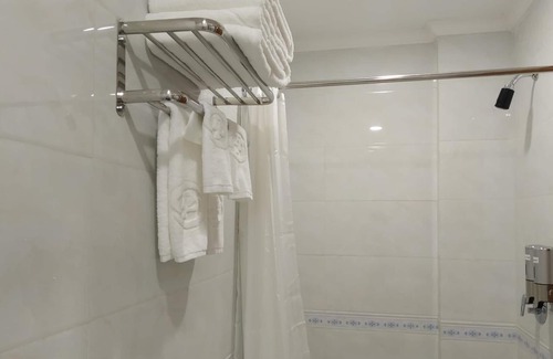 Mandalay Hotel | Dragon Phoenix Hotel