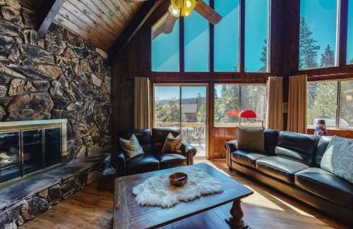 Blue Jay Casa | Dragon's Lair