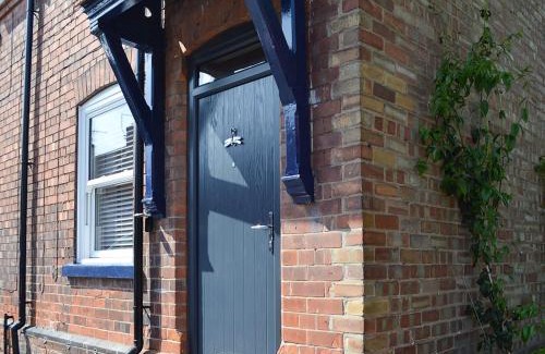 Beverley Casa | Dragonfly Cottage