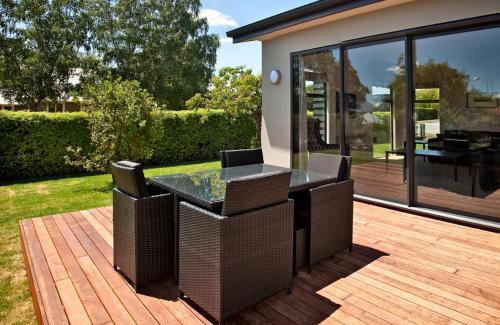 Wanaka Casa | Dragonfly Cottage