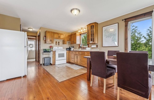 Northern Bruce Peninsula Cabaña | Dragonfly Cove - Nature-Inspired Lakeside Living