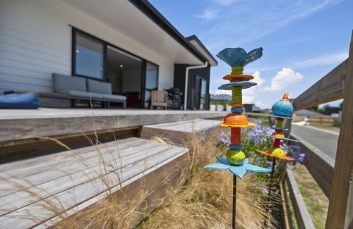 Kinloch Cabaña | Dragonfly's Rest - Kinloch Holiday Home