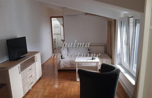 Kragujevac Apartamento | Dragons house