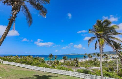 La Grande Princesse Apartamento | Dramatic views from this specious 1bd/1bth