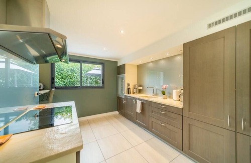 Veigy-Foncenex Casa | Dream 5BD Villa for Families / Geneva Centre 14KM