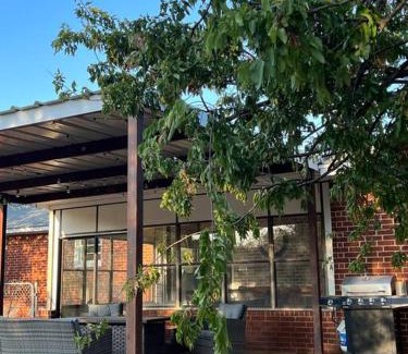 Clay Casa | Dream Acres Farm - 3 Bedrooms Kings/Queen/ Near Base