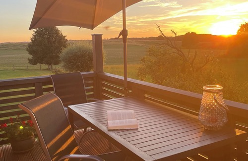 Alt Meteln Apartamento | Apartamento de ensueño en el campo cerca de la ciudad y el mar Báltico