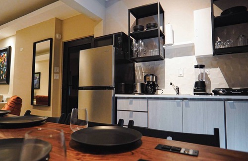 Santurce Apartamento | "Dream apt: 8BD, 6BA, parking.