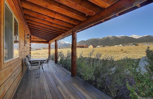 Buena Vista Cabina | Dream cabin w/ stunning views near hot springs & town!