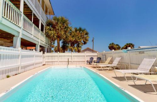 East End Casa | Dream Chaser