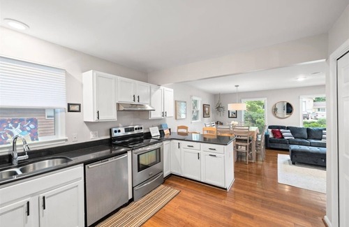 Rehoboth Beach Cabaña | Dream Cottage in Lewes