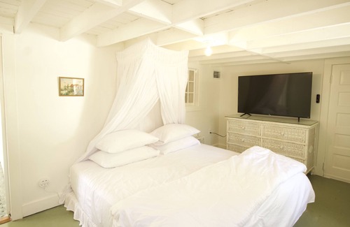 Indian Beach Sapphire Shores Cabaña | Dream Cottage Near Ocean