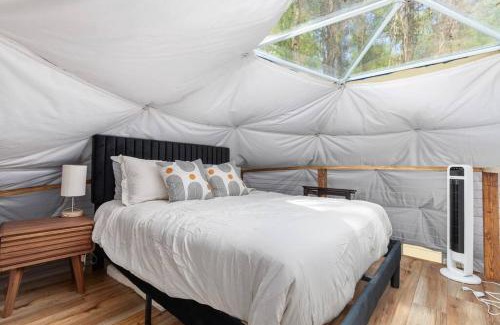 Luray Casa | Dream Dome - Romantic Getaway, Hot Tub, AC, Wifi, National Park 8 min