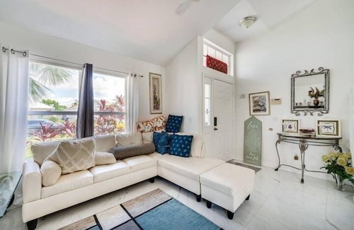 Chatham Park Apartamento | Dream Getaway: Spacious 4-Bedroom - Kissimmee