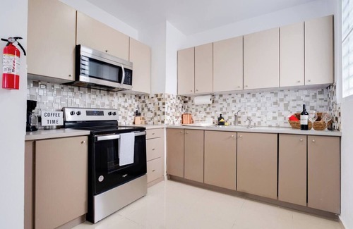 Isla Verde Casa | Dream House-Walk to Beach-3BR/2BA/AC+Terrace