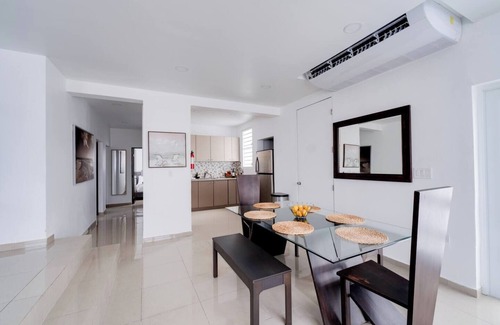 Isla Verde Casa | Dream House-Walk to Beach-3BR/2BA/AC+Terrace