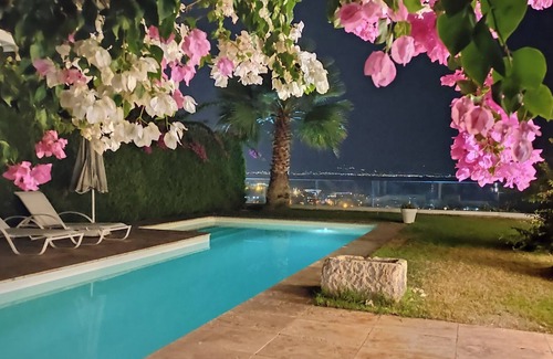 Kadıkale Villa | Casa de ensueño con fantásticas vistas panorámicas al mar y piscina privada, wifi