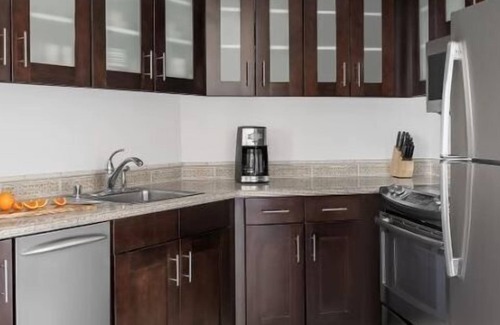 Las Vegas Hotel | Dream Las Vegas Retreat Steps from the Strip!