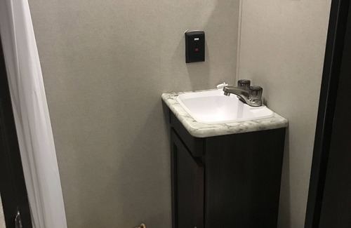 Sevierville Casa | Dream Machine Camper