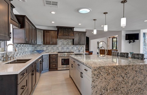 Cathedral City Cove Casa | Dream Oasis Pool 6bed 5bath, piscina, spa, sala de juegos, cine, putting green