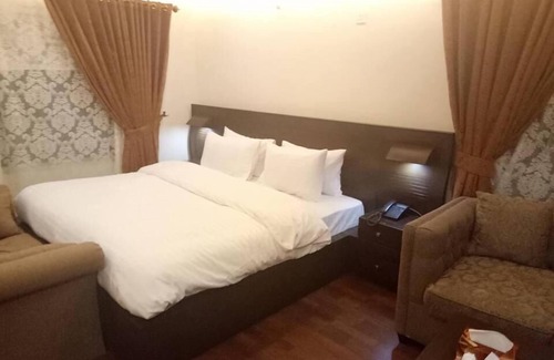 F-8 Sector Hotel | Dream Residency