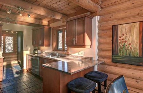 Labelle Chalet De Esquí | Vacaciones de ensueño en una cabaña de madera en el lago Mont Tremblant, Canadá