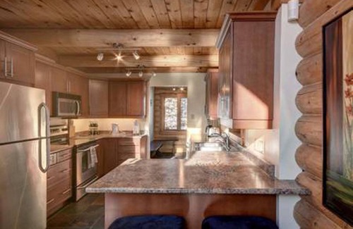 Labelle Chalet De Esquí | Vacaciones de ensueño en una cabaña de madera en el lago Mont Tremblant, Canadá