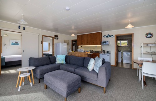 Paihia Casa | Dream View Waterfront - Paihia Holiday Home