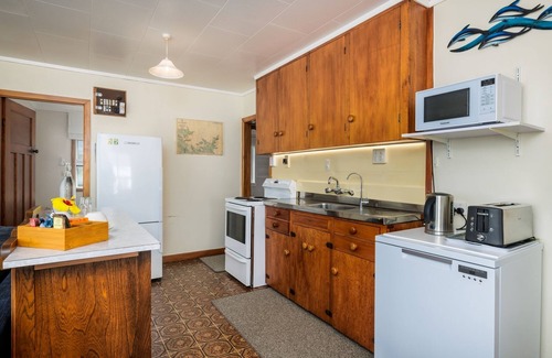 Paihia Casa | Dream View Waterfront - Paihia Holiday Home