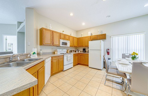 Four Corners Villa | DREAM VILLA-NEW 4BR/3BA-6 MILES FROM DISNEY SOUTH FACING PRIVATE POOL AND SPA
