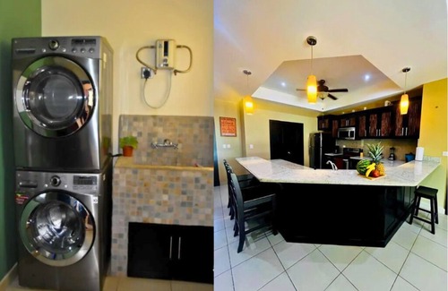 Villarreal Casa | Dream villa with guest house and semi-Olympic pool!