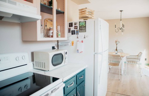 Clarksville Casa | Dreamcatcher Cottage Boho Charm & King Bed Comfort