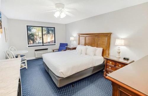 Litchfield by the Sea Apartamento | Dreaming of the Beach Resort View King Rm 2nd Flr