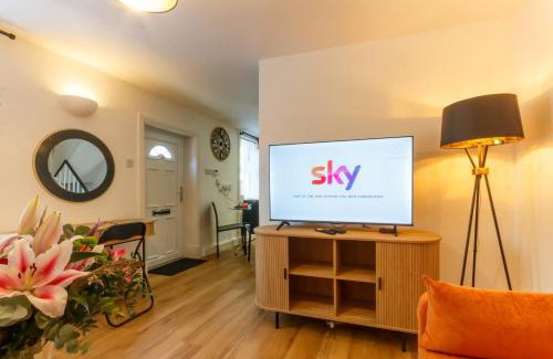 Margate Casa | Dreamland Cottage Margate By Adliv