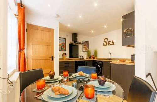 Margate Casa | Dreamland Cottage Margate By Adliv