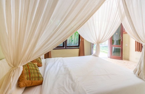 Seminyak Villa | Dreamlike 2BR Bamboo Villa with Private Pool