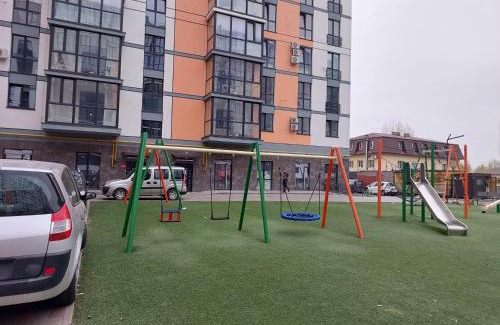 Lutsk Apartamento | DreamTown Однокімнатна біля вокзалу
