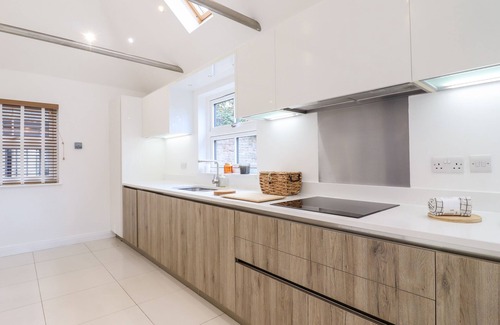 Bromley Common and Keston Cabaña | Dreamwood Lodge