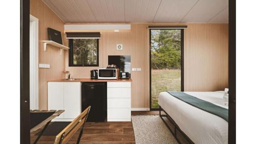 Red Hill Casa | Dreamy 1 by Tiny Away